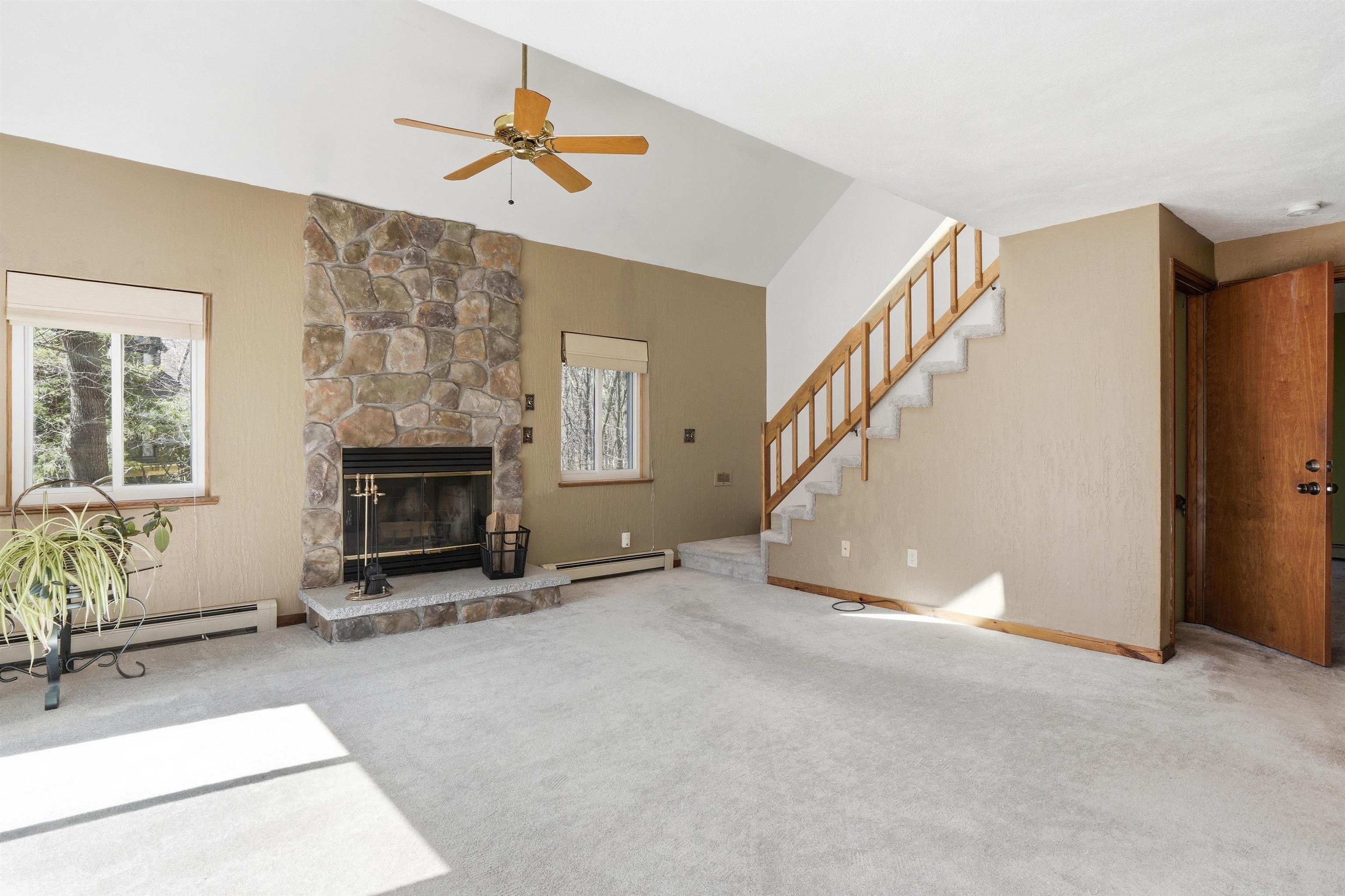 10 Hunter Drive Derry, NH 03038 - Photo 19 of 55