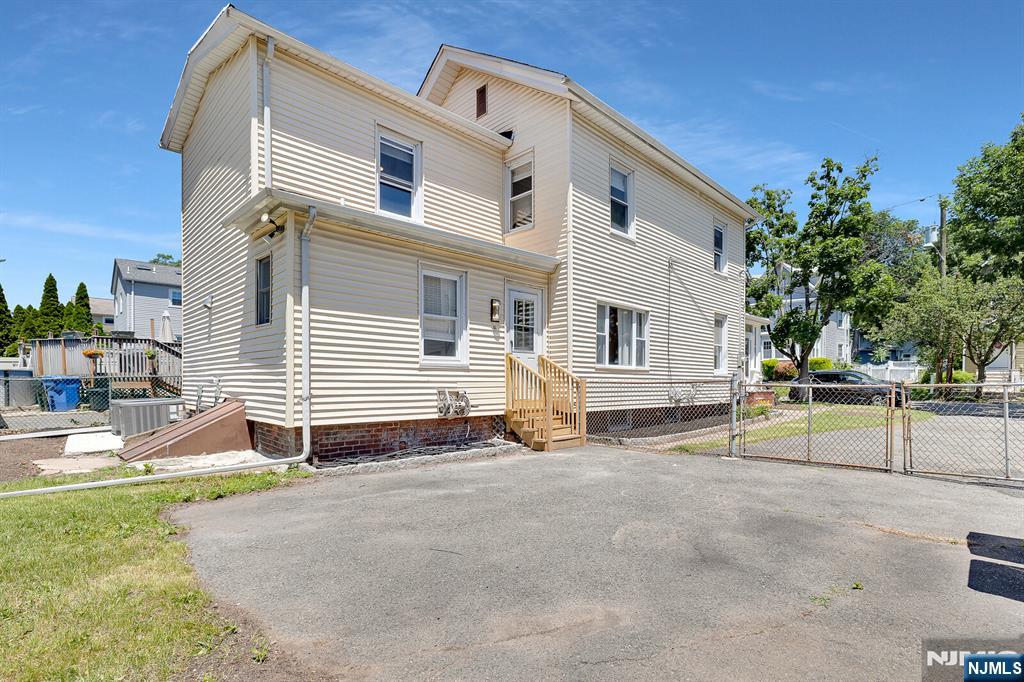 25 Riverview Avenue Rutherford, NJ 07070 - Photo 46 of 50