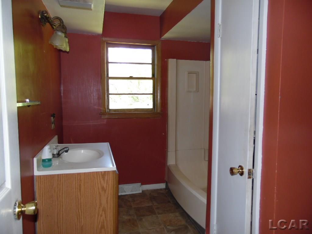 2838 Rodesiler Highway Deerfield, MI 49238 - Photo 12 of 13 31297532-11.JPG