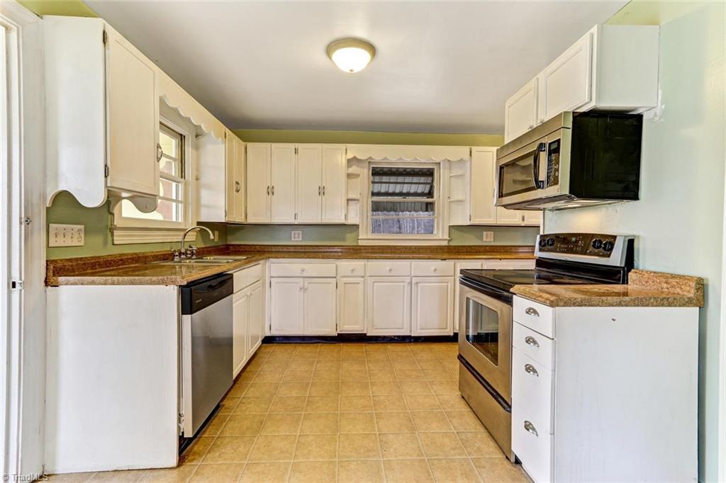 7146 Downsfield Road Randleman, NC 27317 - Photo 14 of 30 Gallery Image 14