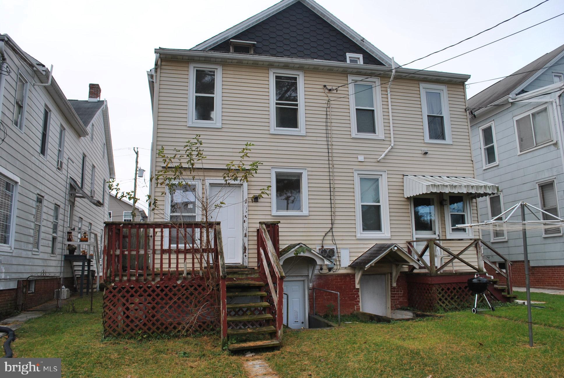 422 Locust Street Hanover, PA 17331 - Photo 2 of 17 Exterior (Rear)