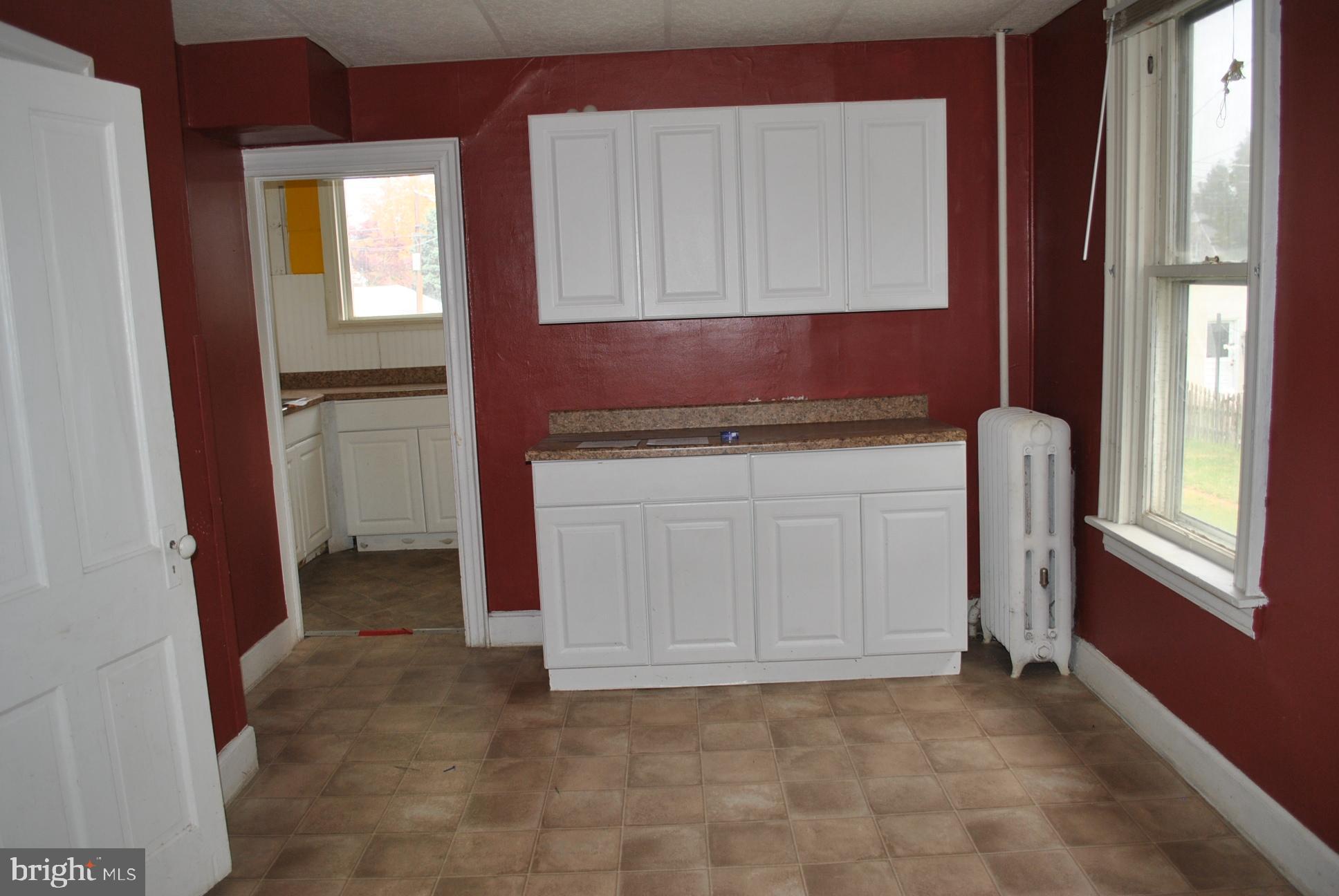 422 Locust Street Hanover, PA 17331 - Photo 6 of 17 Dining Room