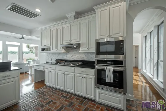 $849,900 | 7922 False River Drive, Oscar, LA 70762