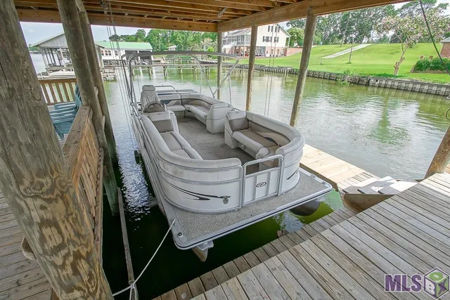 $849,900 | 7922 False River Drive, Oscar, LA 70762