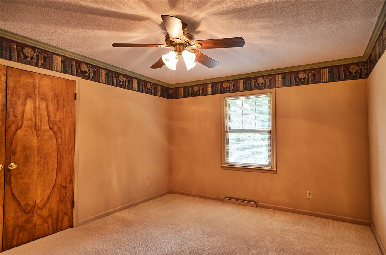 5420 Ford Road Mount Vernon, IN 47620 - Photo 18 of 27 Gallery Image 18