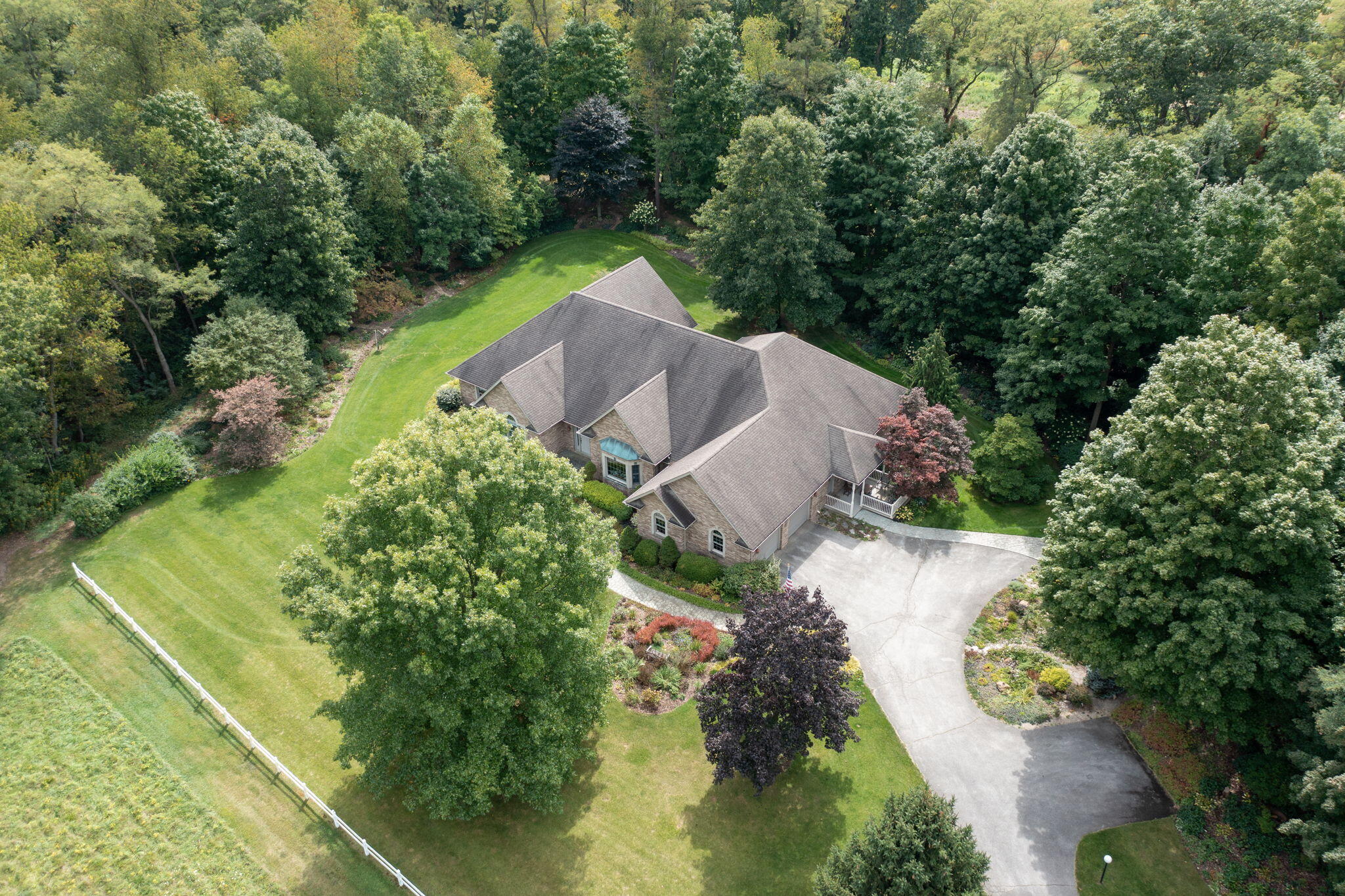 2065 West River Road Niles, MI 49120 - Photo 3 of 36 2065 West River Rd-16