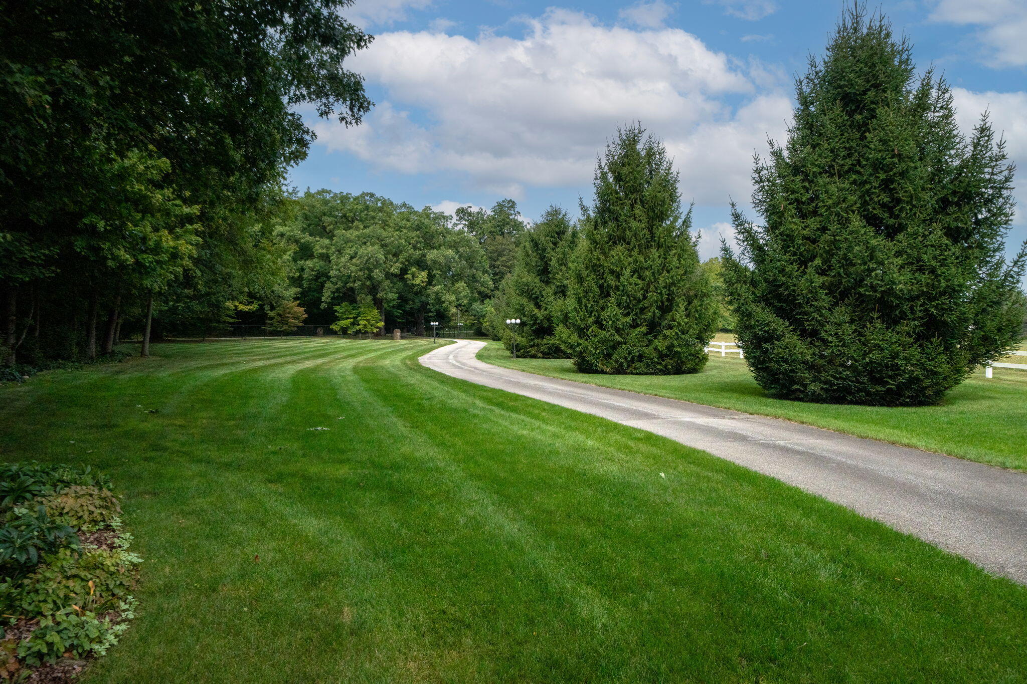 2065 West River Road Niles, MI 49120 - Photo 4 of 36 2065 West River Rd-1
