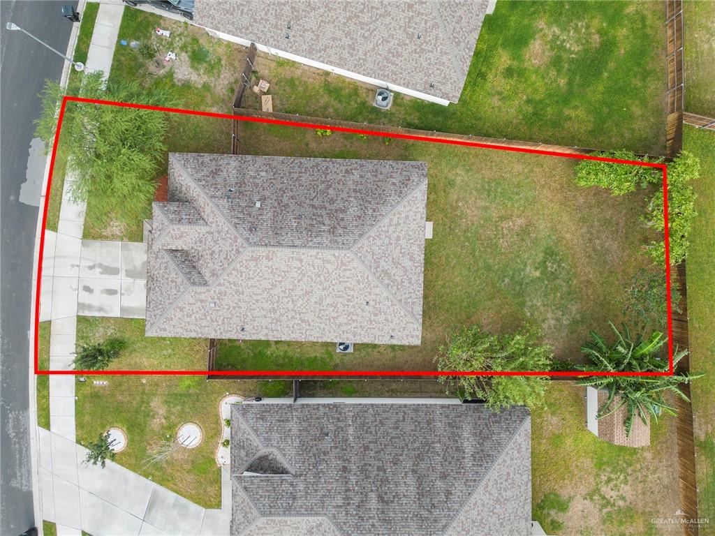 14337 Chalk Rdg Drive McAllen, TX 78504 - Photo 20 of 21 Top-down aerial view highlighting the full lot size, spacious backyard and clearly defined property boundaries