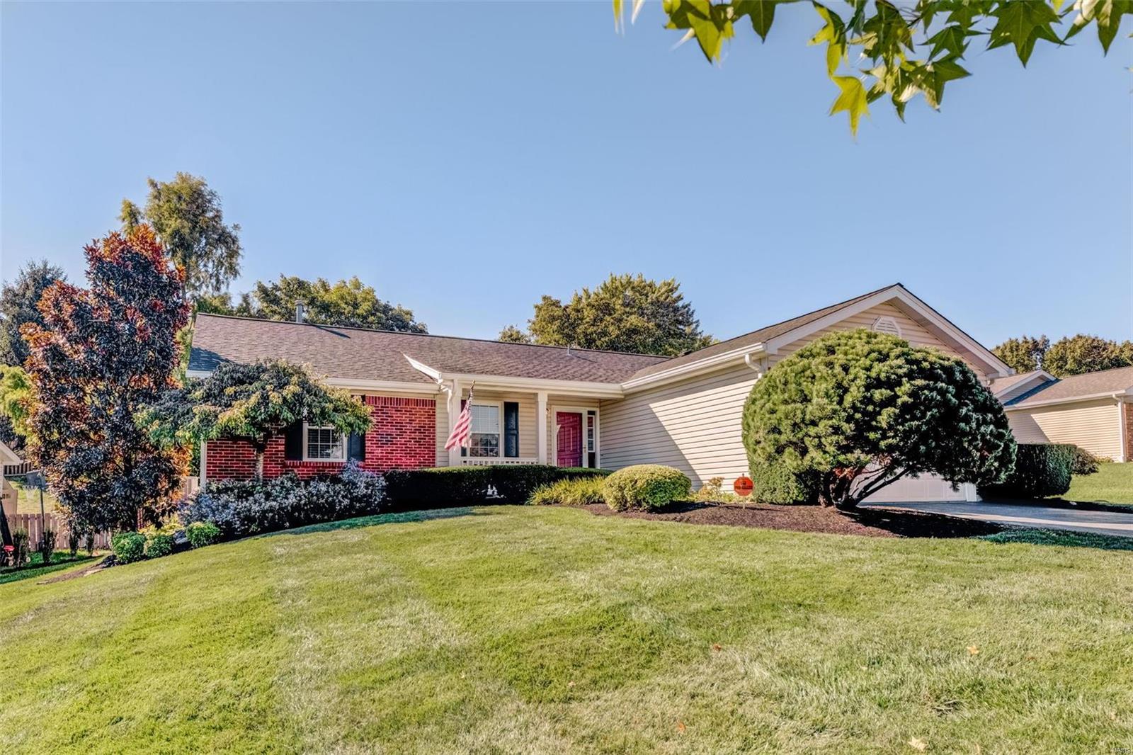 16259 Castlerea Boulevard Ellisville, MO 63021 - Photo 2 of 21