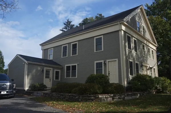 $3,400 | 170 Fitchburg Turnpike, Unit 1, Concord, MA 01742