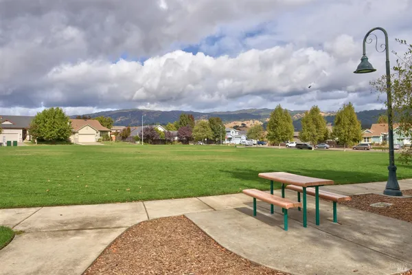 $779,000 | 469 Riesling Street, Cloverdale, CA 95425