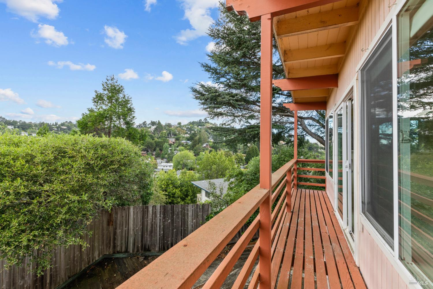 321 Laurel Way Mill Valley, CA 94941 - Photo 5 of 35
