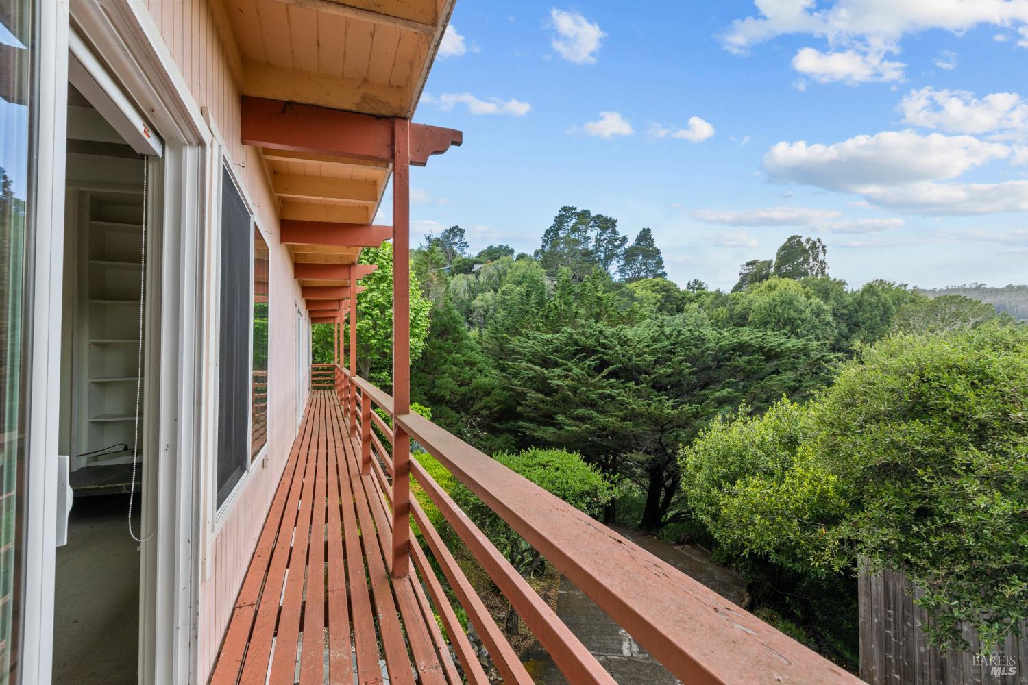 321 Laurel Way Mill Valley, CA 94941 - Photo 6 of 35
