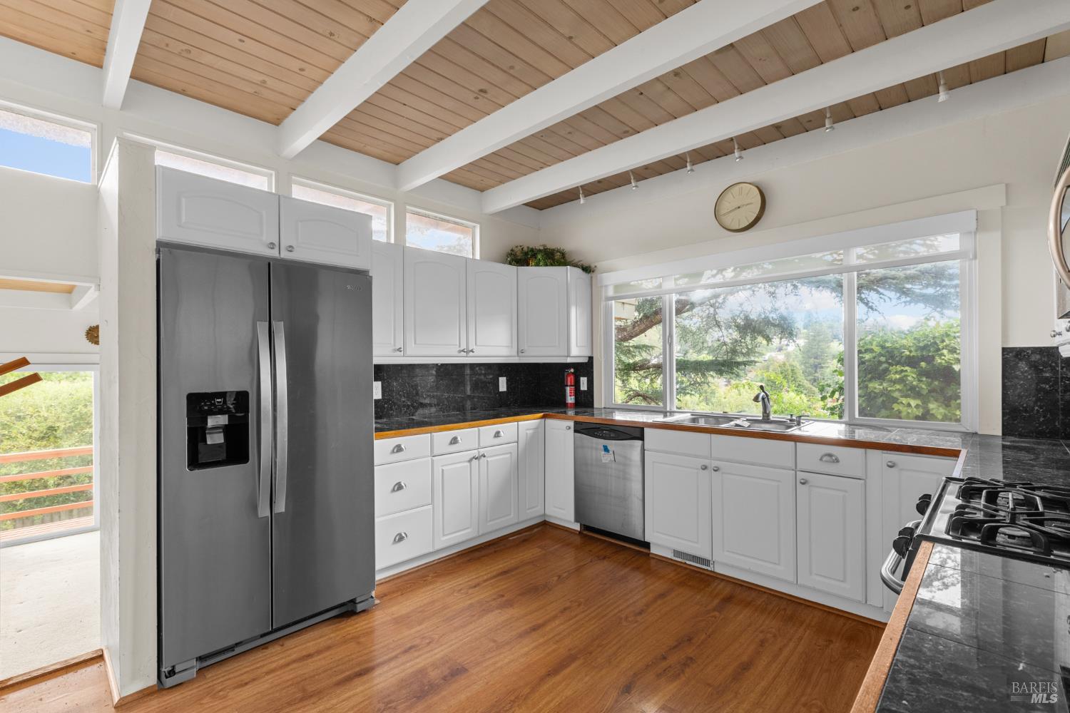 321 Laurel Way Mill Valley, CA 94941 - Photo 7 of 35