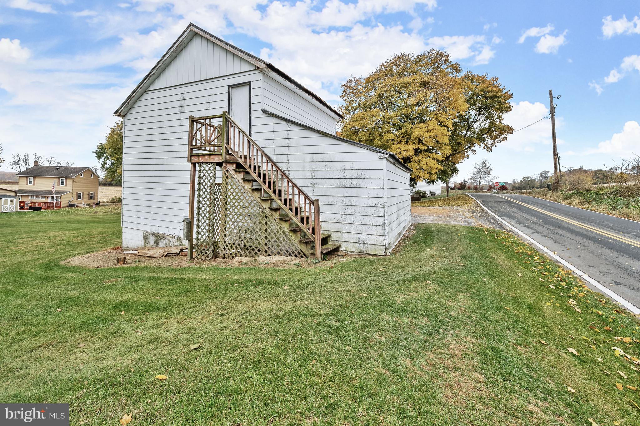 10511 Clemsonville Road Union Bridge, MD 21791 - Photo 54 of 72 Garage