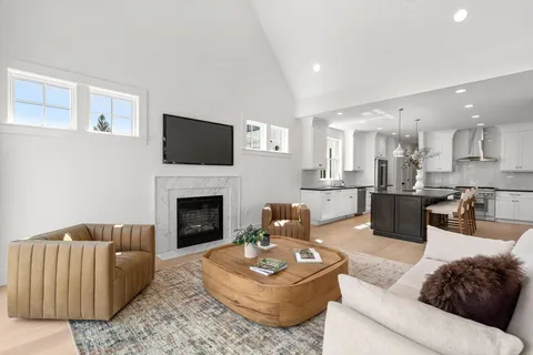 $1,395,000 | 1060 Grove Street, Unit 23, Framingham, MA 01701