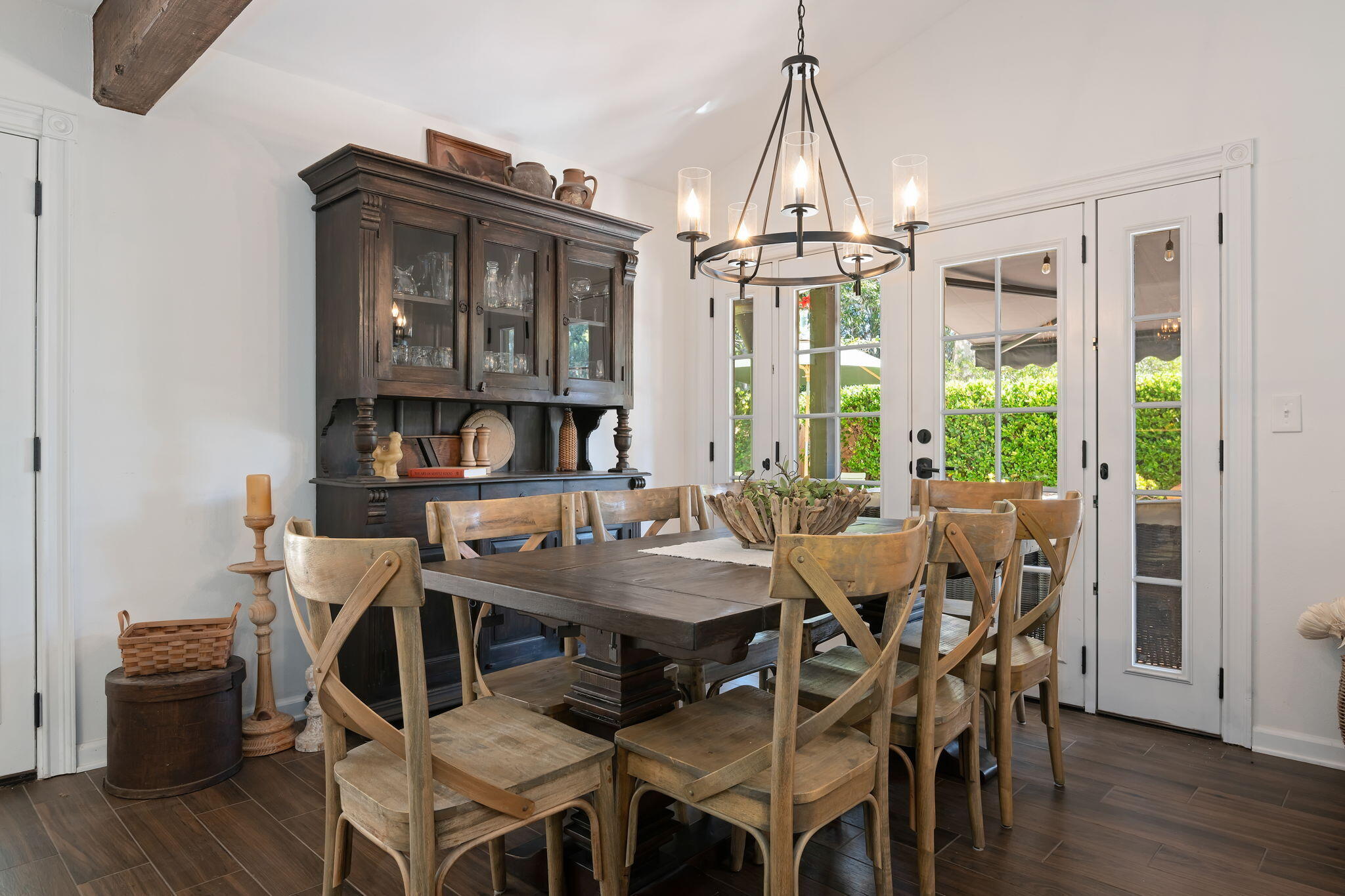 777 Avenida Pequena Santa Barbara, CA 93111 - Photo 5 of 34 Dining