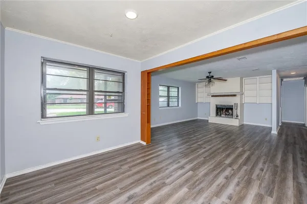 $240,000 | 927 Braeswood Drive, Bryan, TX 77803