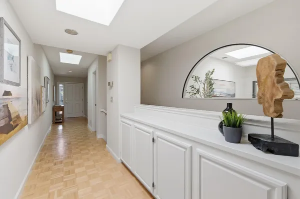 $1,498,000 | 1040 Continentals Way, Unit 14, Belmont, CA 94002