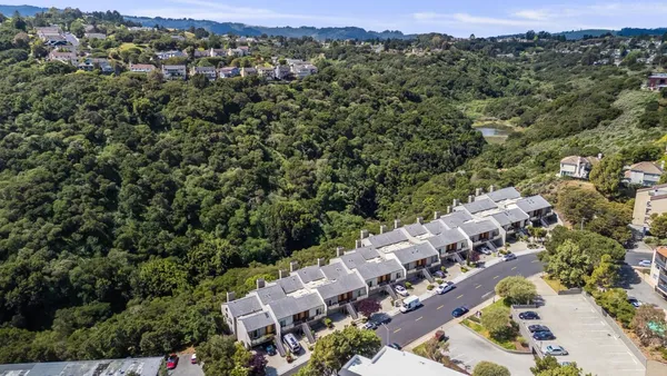 $1,498,000 | 1040 Continentals Way, Unit 14, Belmont, CA 94002