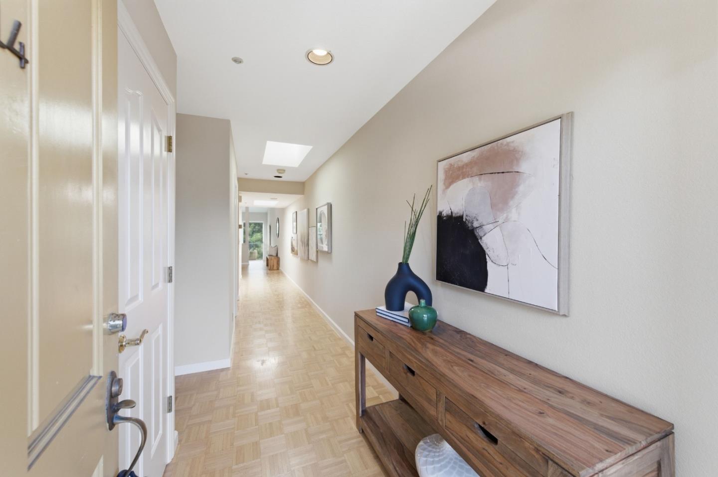 1040 Continentals Way, Unit 14 Belmont, CA 94002 - Photo 6 of 49
