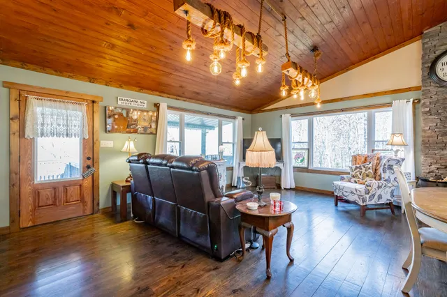 $769,900 | 443 Back Valley Road, Chickamauga, GA 30707