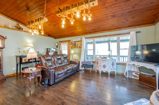 $769,900 | 443 Back Valley Road, Chickamauga, GA 30707