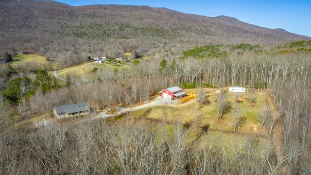 $769,900 | 443 Back Valley Road, Chickamauga, GA 30707