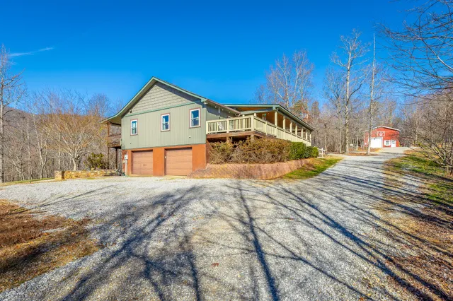 $769,900 | 443 Back Valley Road, Chickamauga, GA 30707