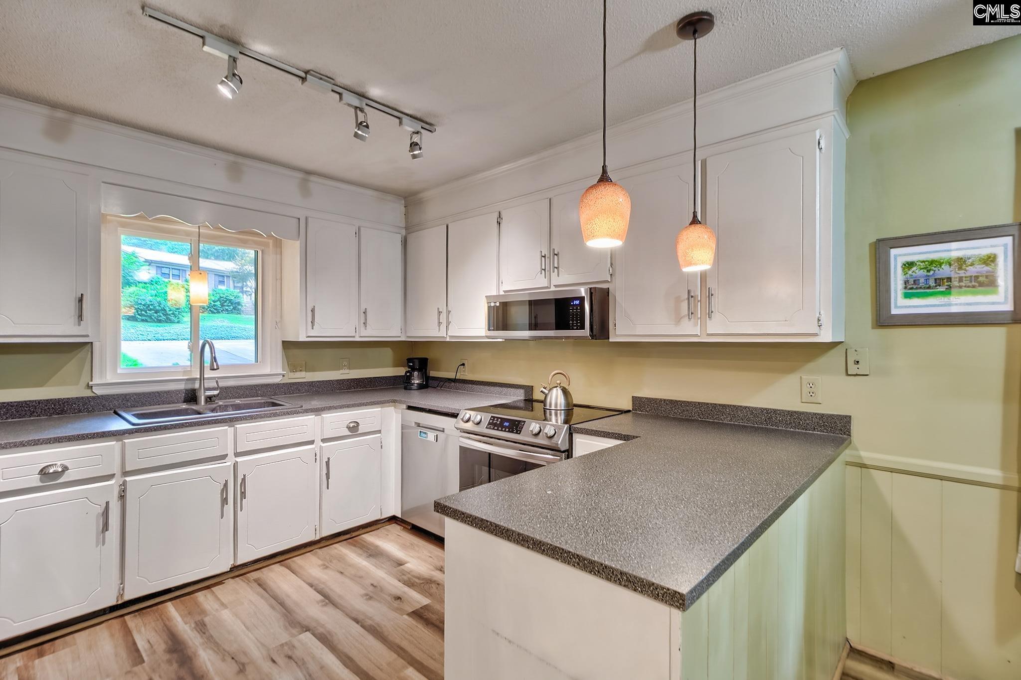 2828 Woodland Hills Road Columbia, SC 29210 - Photo 8 of 29