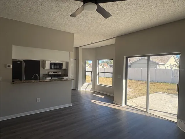 $2,300 | 4610 Copper Lane, Plant City, FL 33566