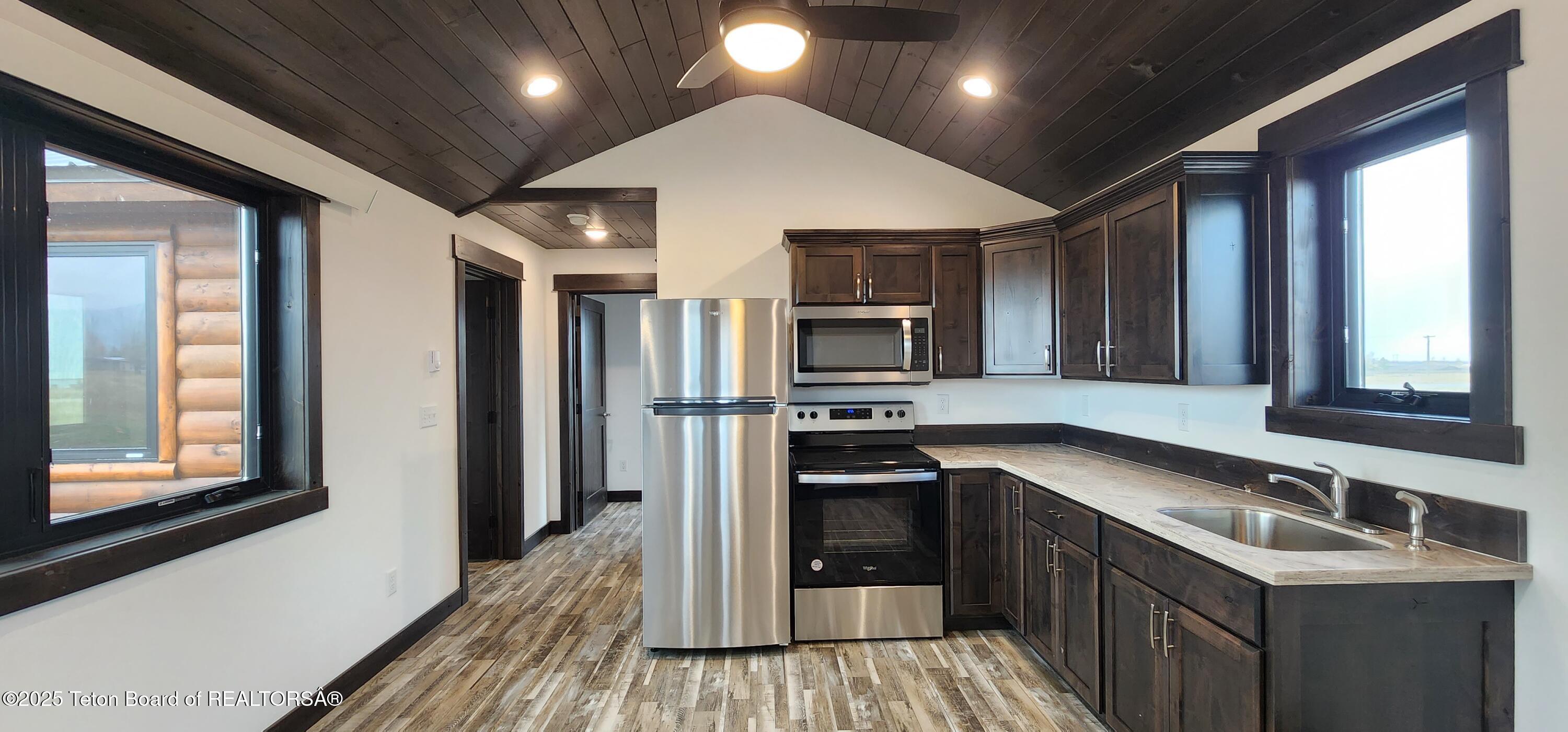 408 Serviceberry Road Victor, ID 83455 - Photo 6 of 10 20231027_134834