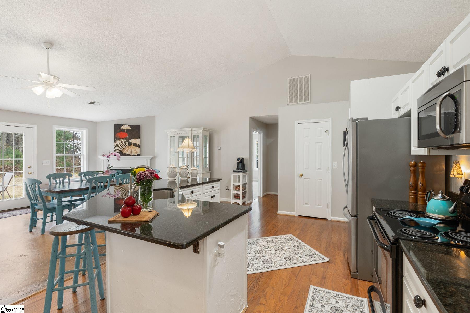 603 Veryfine Drive Fountain Inn, SC 29644 - Photo 8 of 24 Gallery Image 8