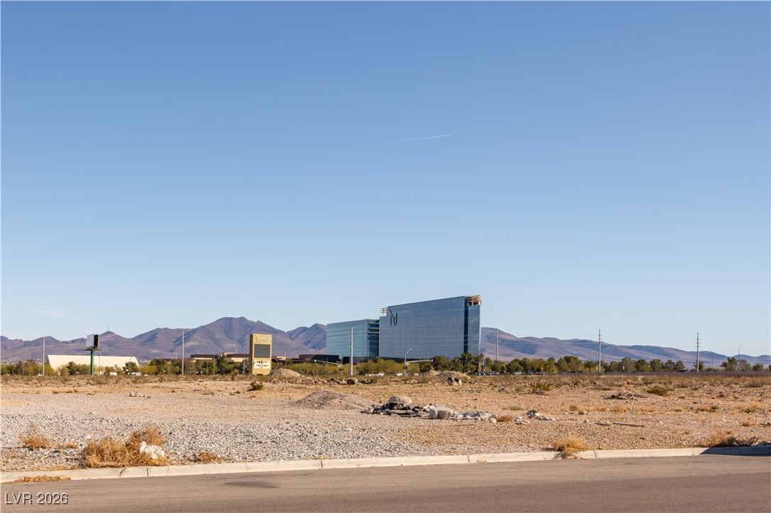 12185 Scarlet Ember Road, Unit 4 Las Vegas, NV 89183 - Photo 33 of 40 Mountain view