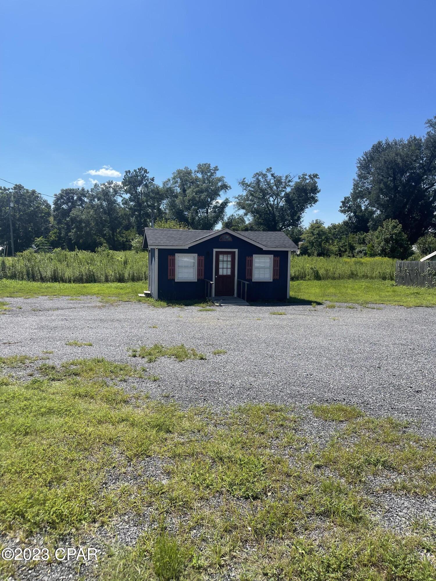 3127 Main Street Cottondale, FL 32431 - Photo 2 of 21