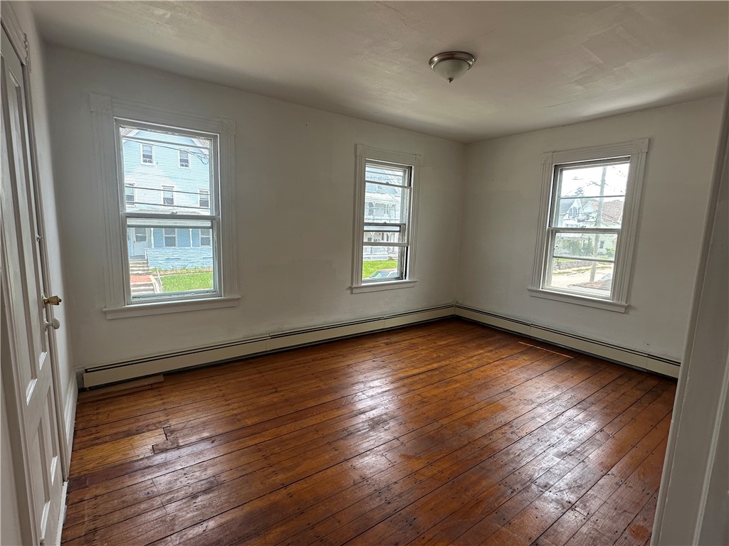 18 Summer Street Westerly, RI 02891 - Photo 7 of 30