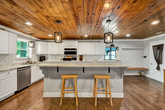 $319,900 | 281 Holden Road, Dayton, TN 37321