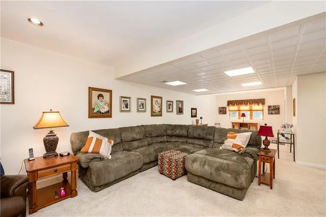 $414,999 | 120 Blossom Drive, Unit B, Butler, PA 16001