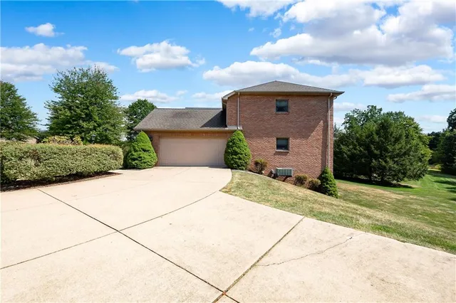 $414,999 | 120 Blossom Drive, Unit B, Butler, PA 16001