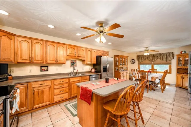 $414,999 | 120 Blossom Drive, Unit B, Butler, PA 16001