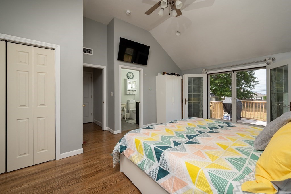 40 Shore Garden Road Hull, MA 02045 - Photo 14 of 37