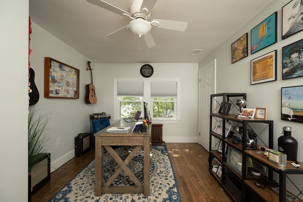 40 Shore Garden Road Hull, MA 02045 - Photo 20 of 37