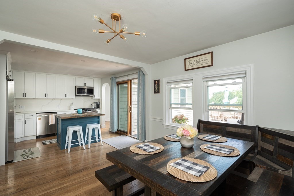 40 Shore Garden Road Hull, MA 02045 - Photo 7 of 37