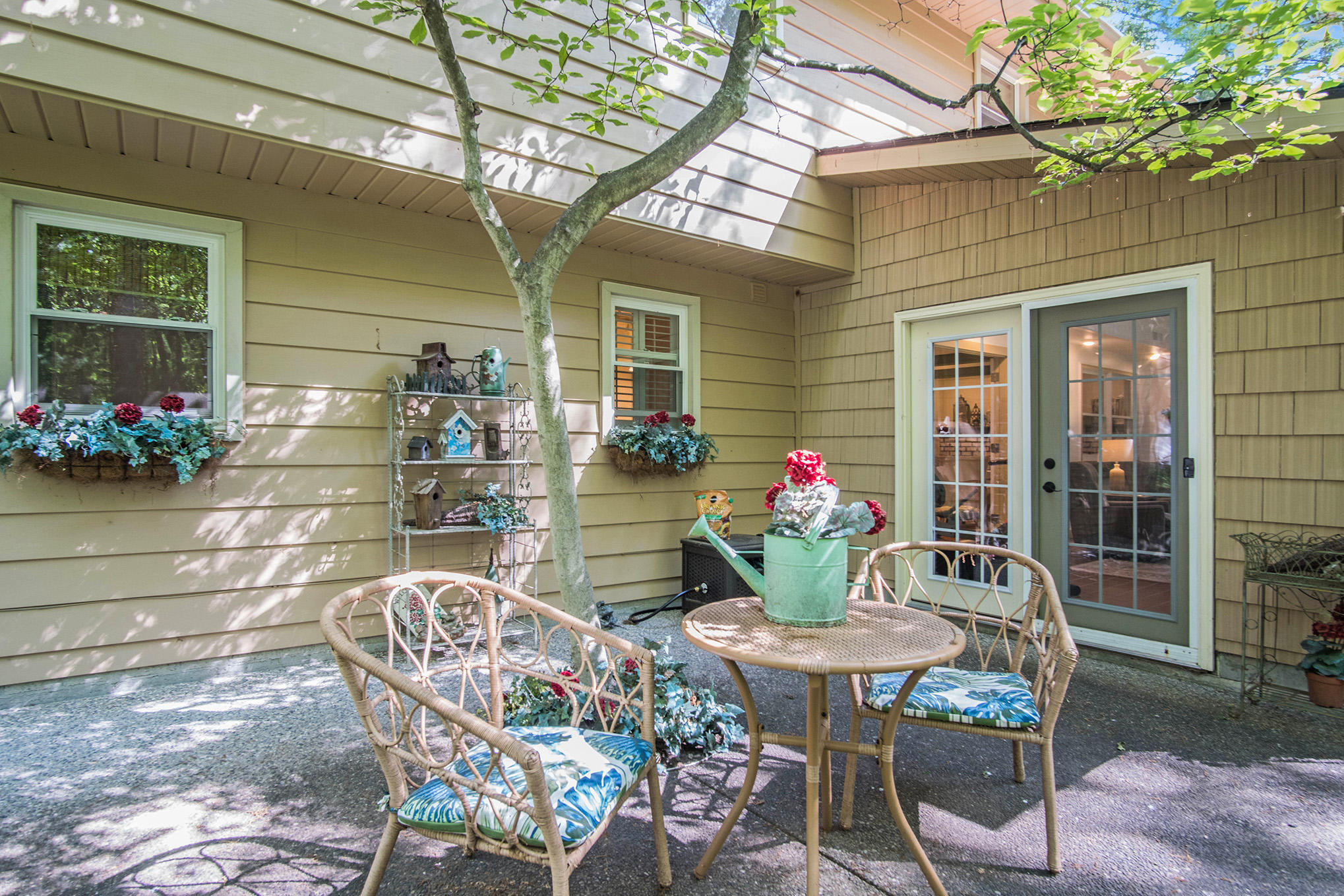 18760 North Fruitport Road Spring Lake, MI 49456 - Photo 28 of 38 Patio