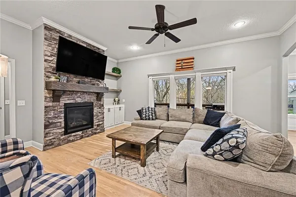 $478,000 | 1032 East 14th Street, Kearney, MO 64060