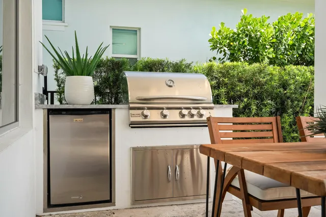 $3,350,000 | 4210 Mendel Lane, Palm Beach Gardens, FL 33418