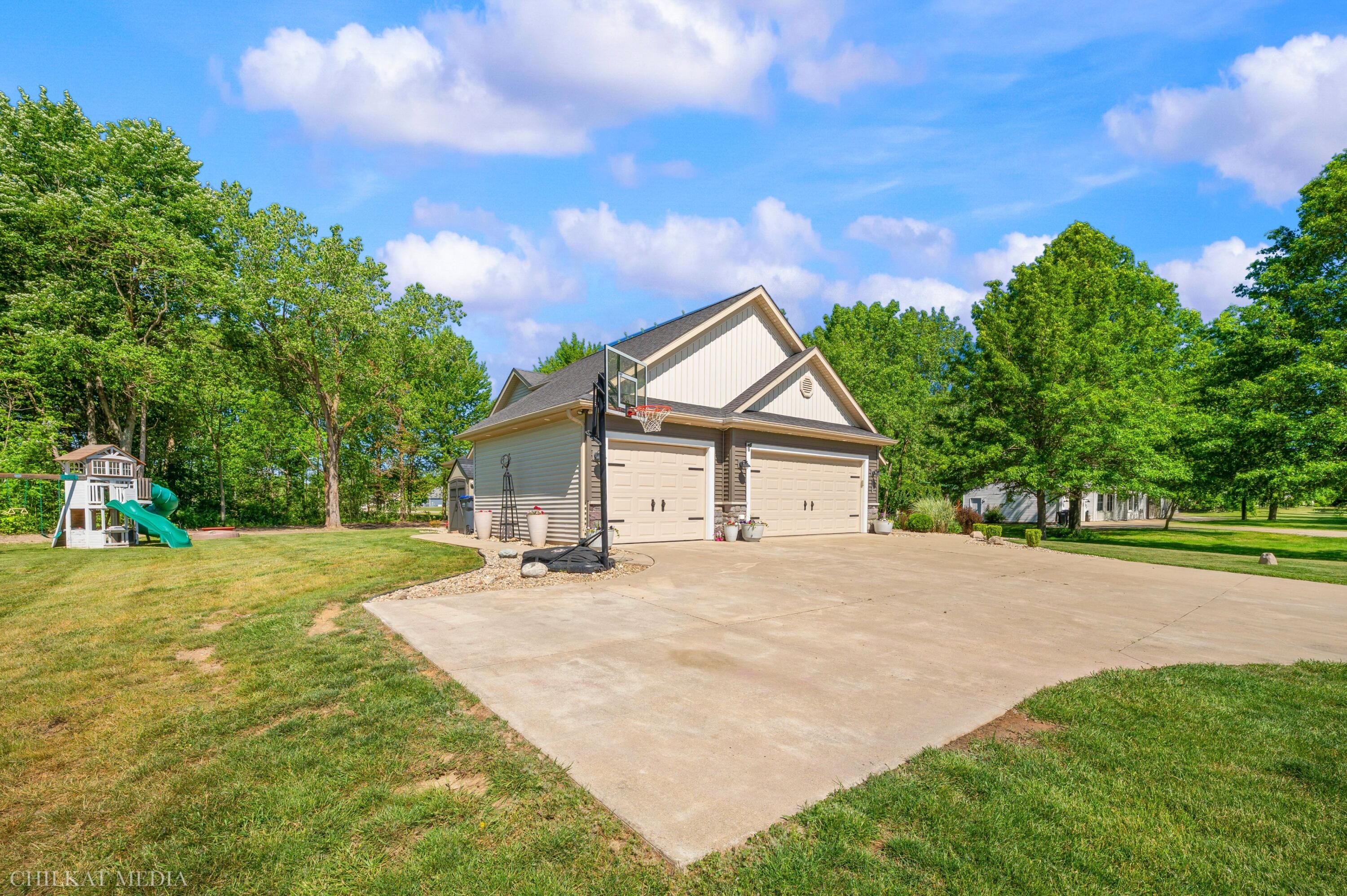 11832 Baldwin Road Bridgman, MI 49106 - Photo 5 of 62 05DSC_7772