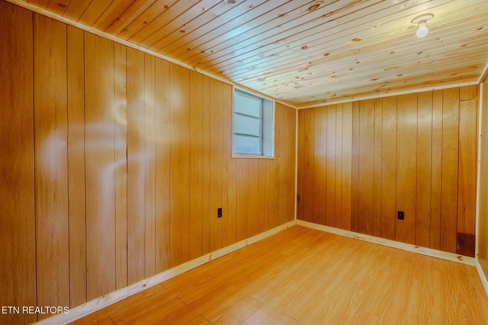 158 Stiles Road Madisonville, TN 37354 - Photo 11 of 25 27-web-or-mls-_DSC7449-HDR