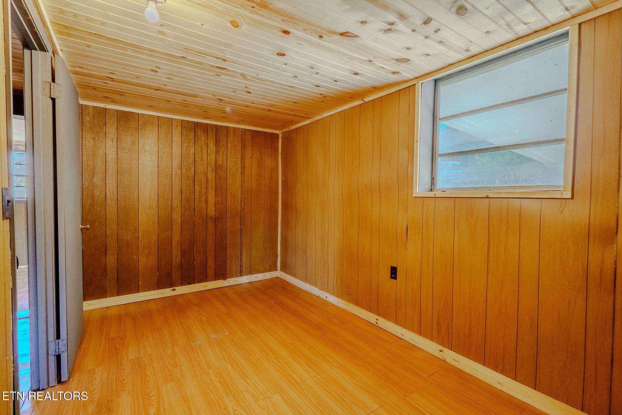 158 Stiles Road Madisonville, TN 37354 - Photo 12 of 25 3-web-or-mls-_DSC7459-HDR