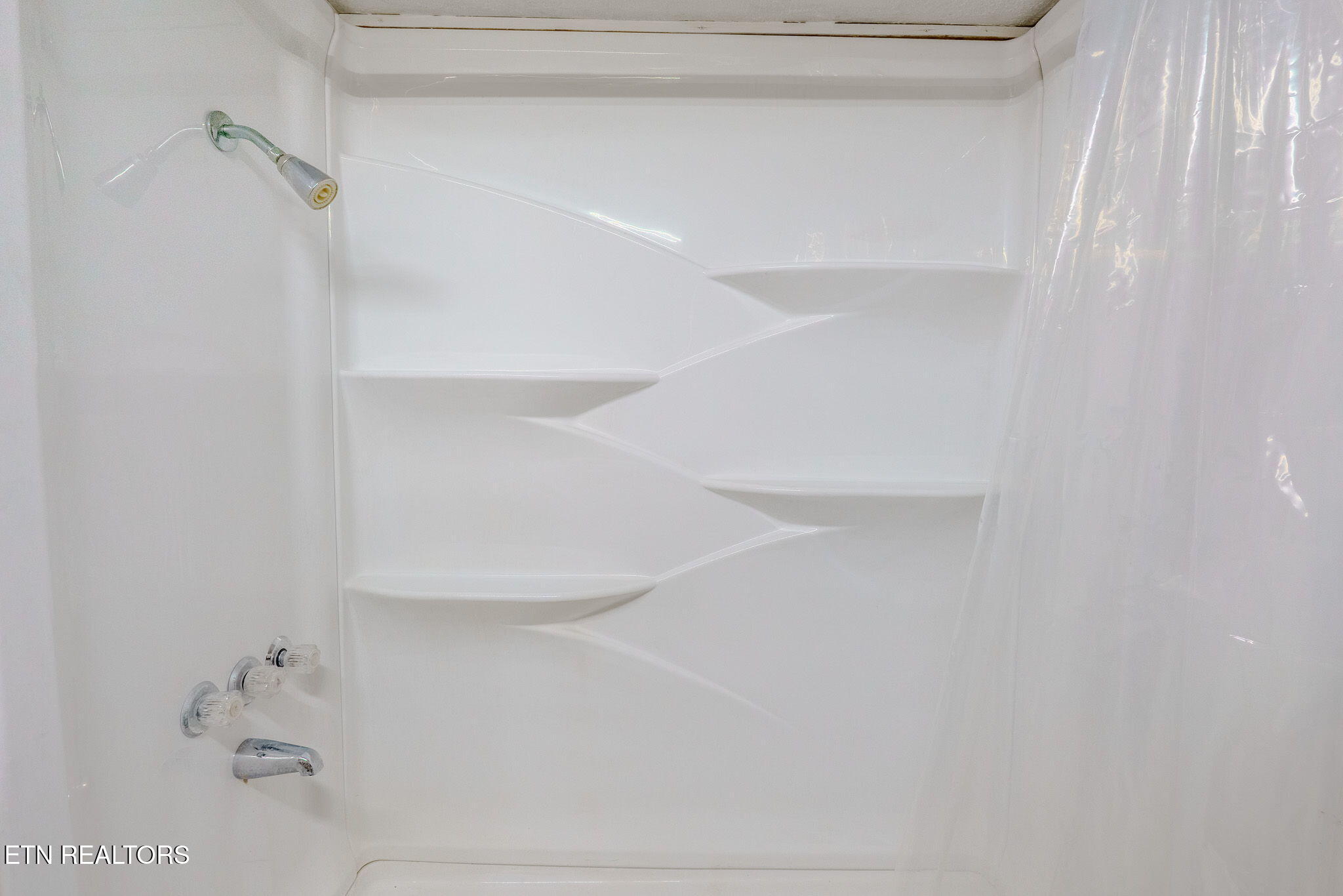 158 Stiles Road Madisonville, TN 37354 - Photo 18 of 25 11-web-or-mls-_DSC7599-HDR